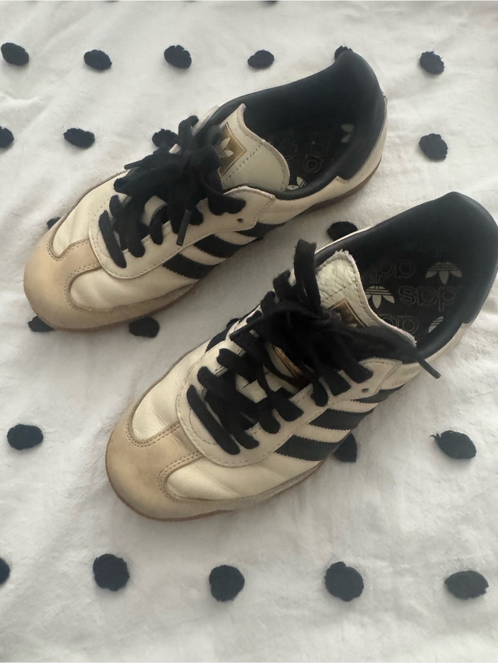 ADIDAS  OG SAMBA Cream & Black Three-Stripe Low-Top Sneakers